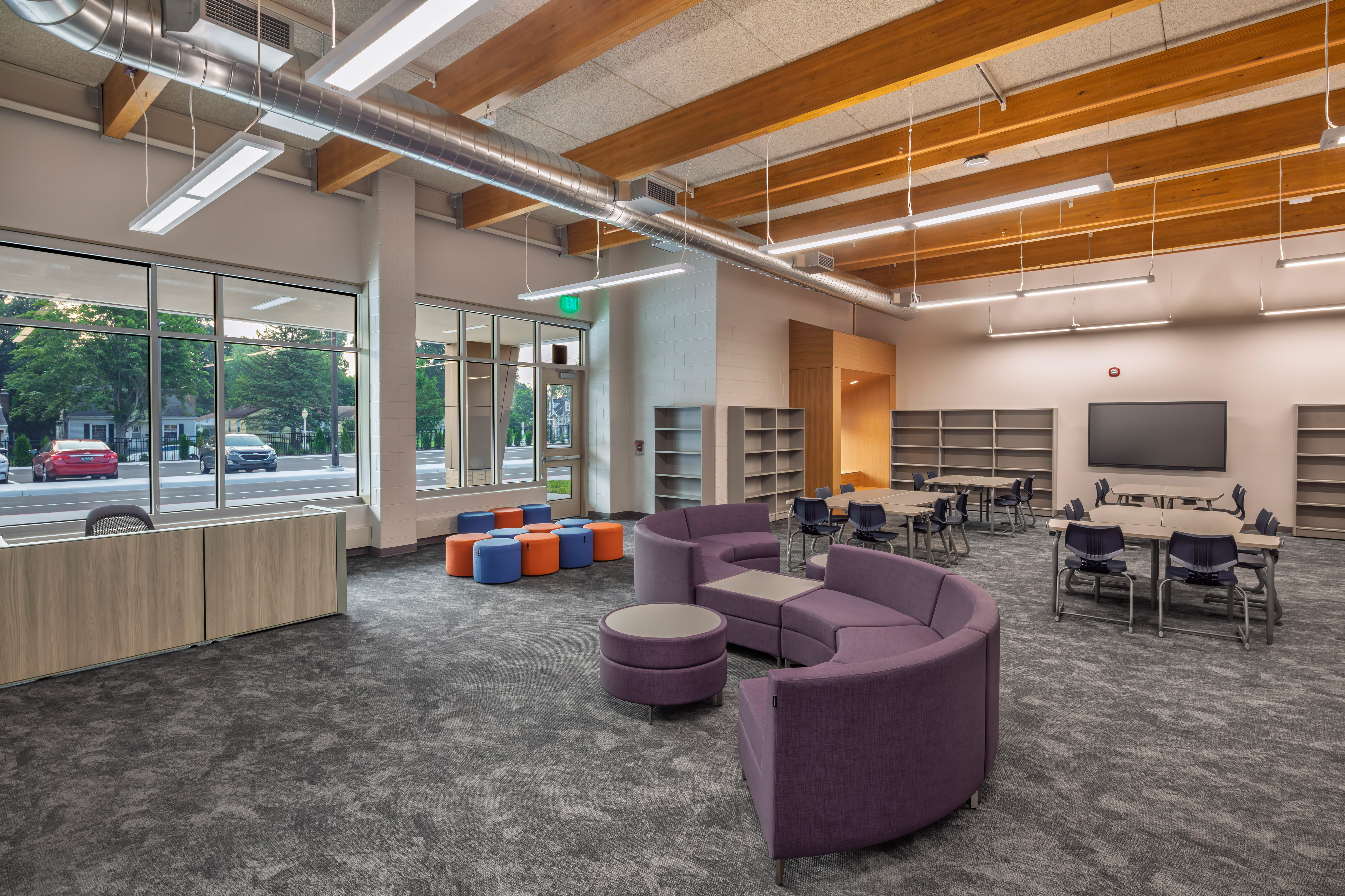 mt hope elementary school lounge