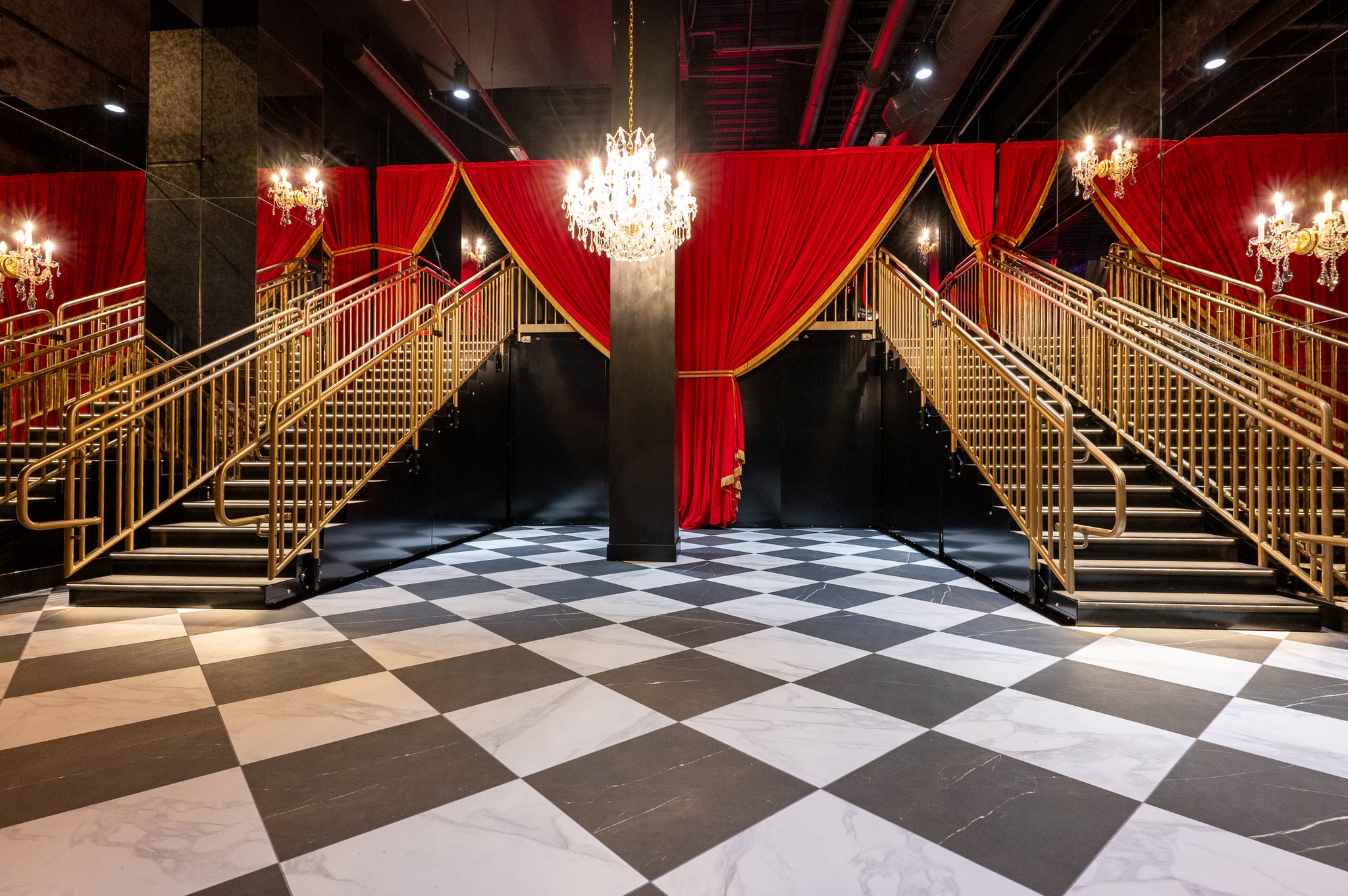 golden rails at nathan burton magic show