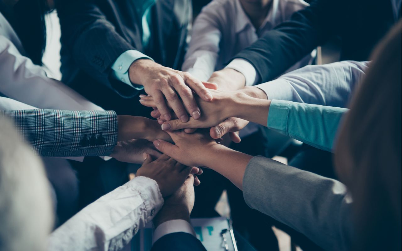 38bfd451b8f53fc7b982faf9a5854567a8d532a0-1280×800