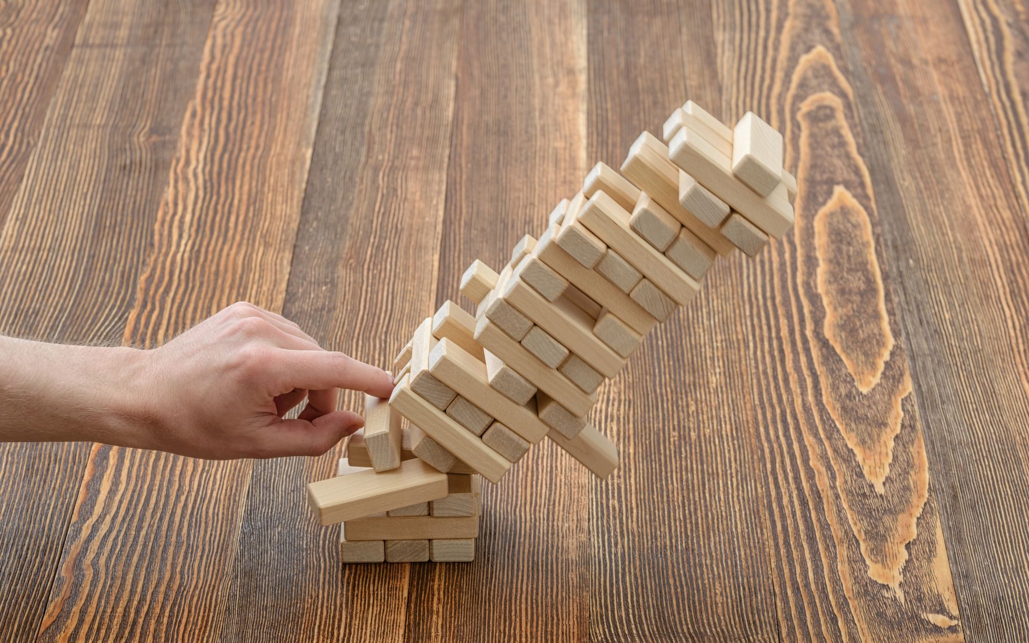 ddc247cc2d6881be49f20266bad085e347996643-2000×1250